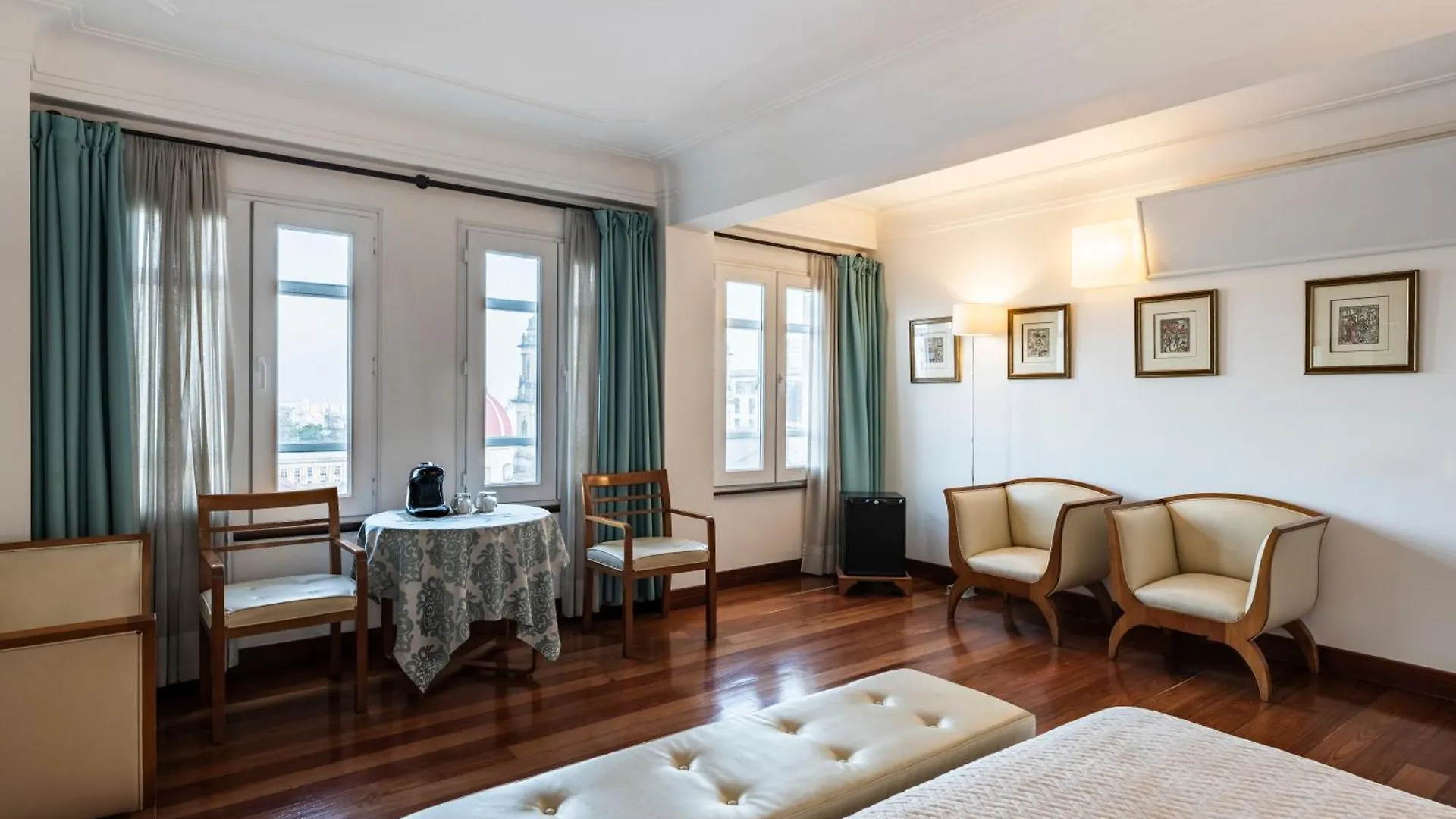 Hotel De La Opera Bogota