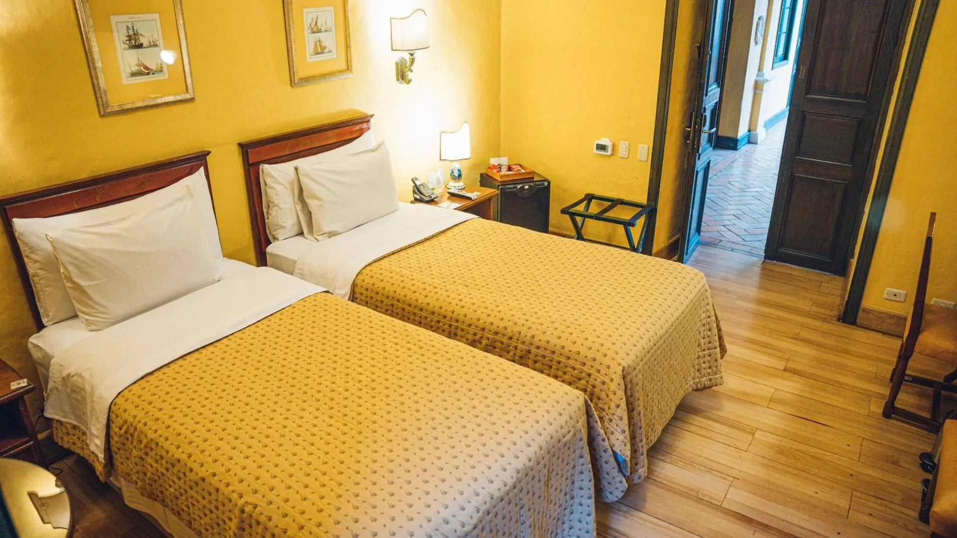 Hotel De La Opera Bogota