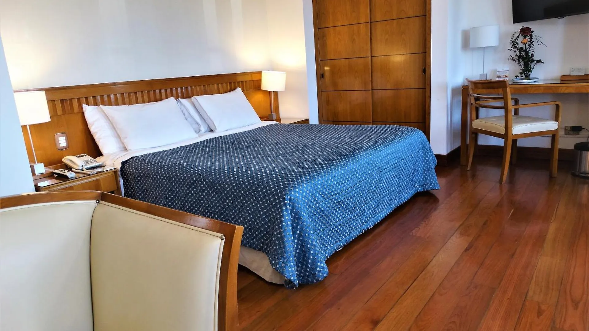 Hotel De La Opera Bogota