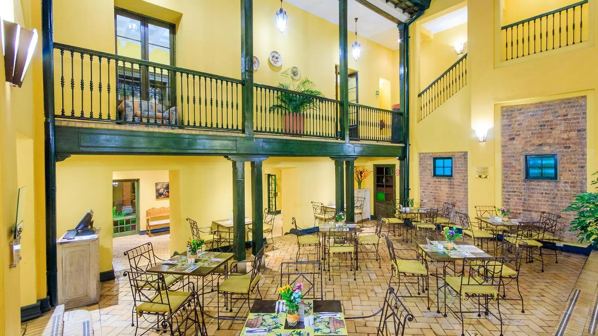 Hotel De La Opera Bogota