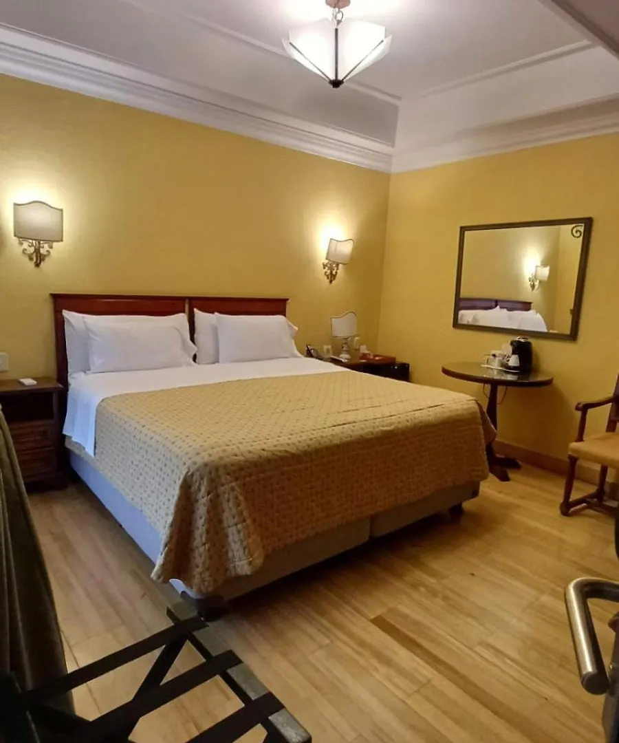 Hotel De La Opera Bogota